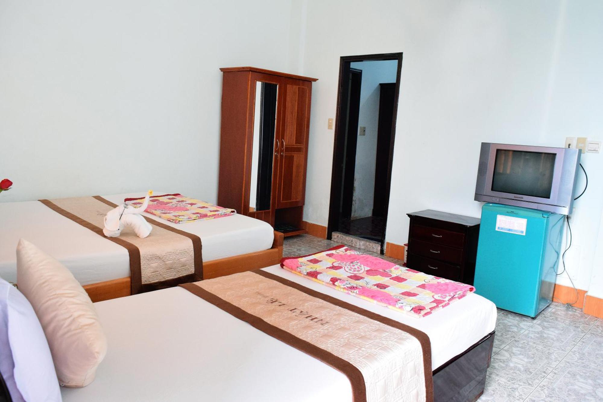 Nhat Le Hotel Hue Exterior foto