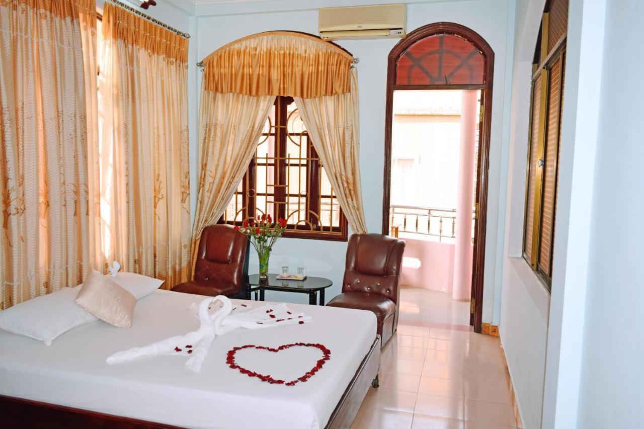 Nhat Le Hotel Hue Exterior foto